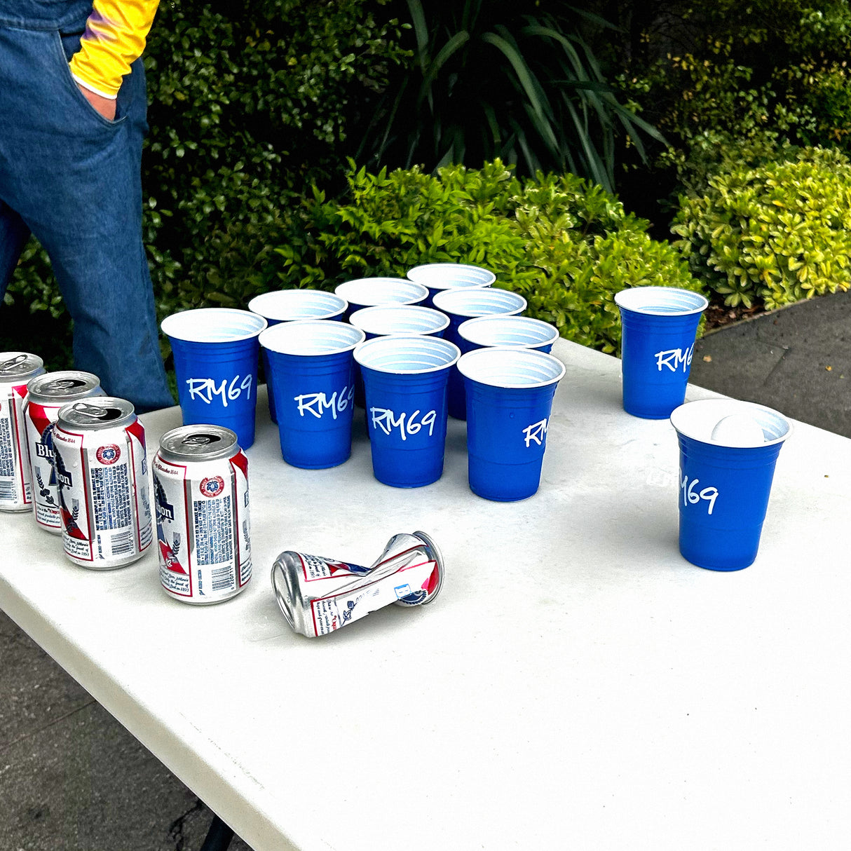 Ron's Blue Ribbon Beer Pong Set