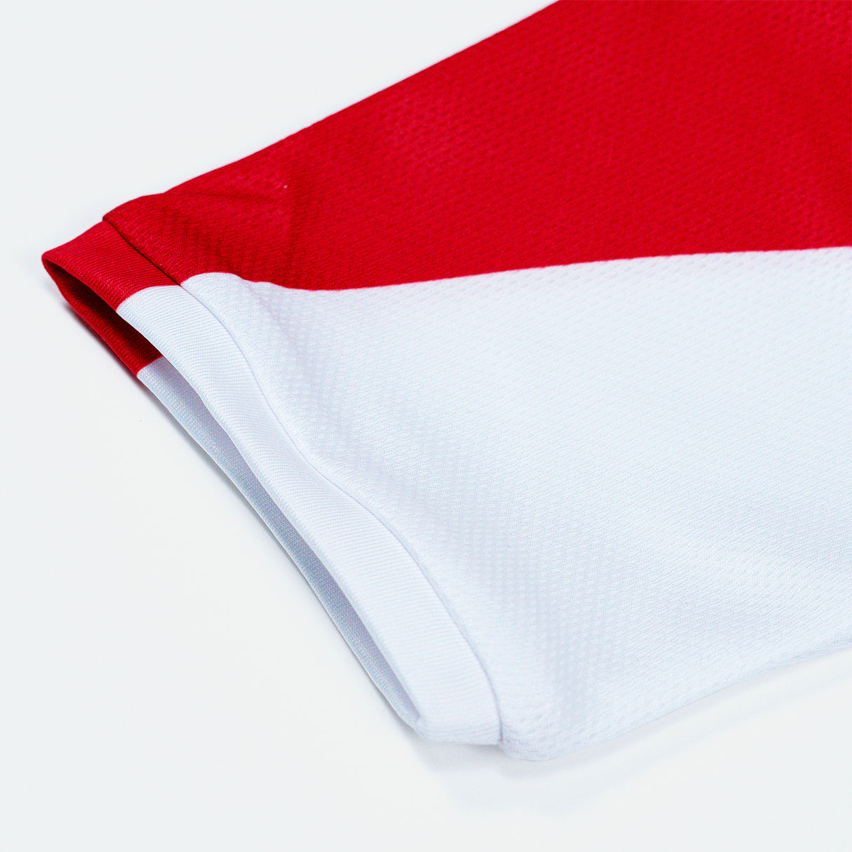 RonnieMac - Close-Up Jersey Sleeve